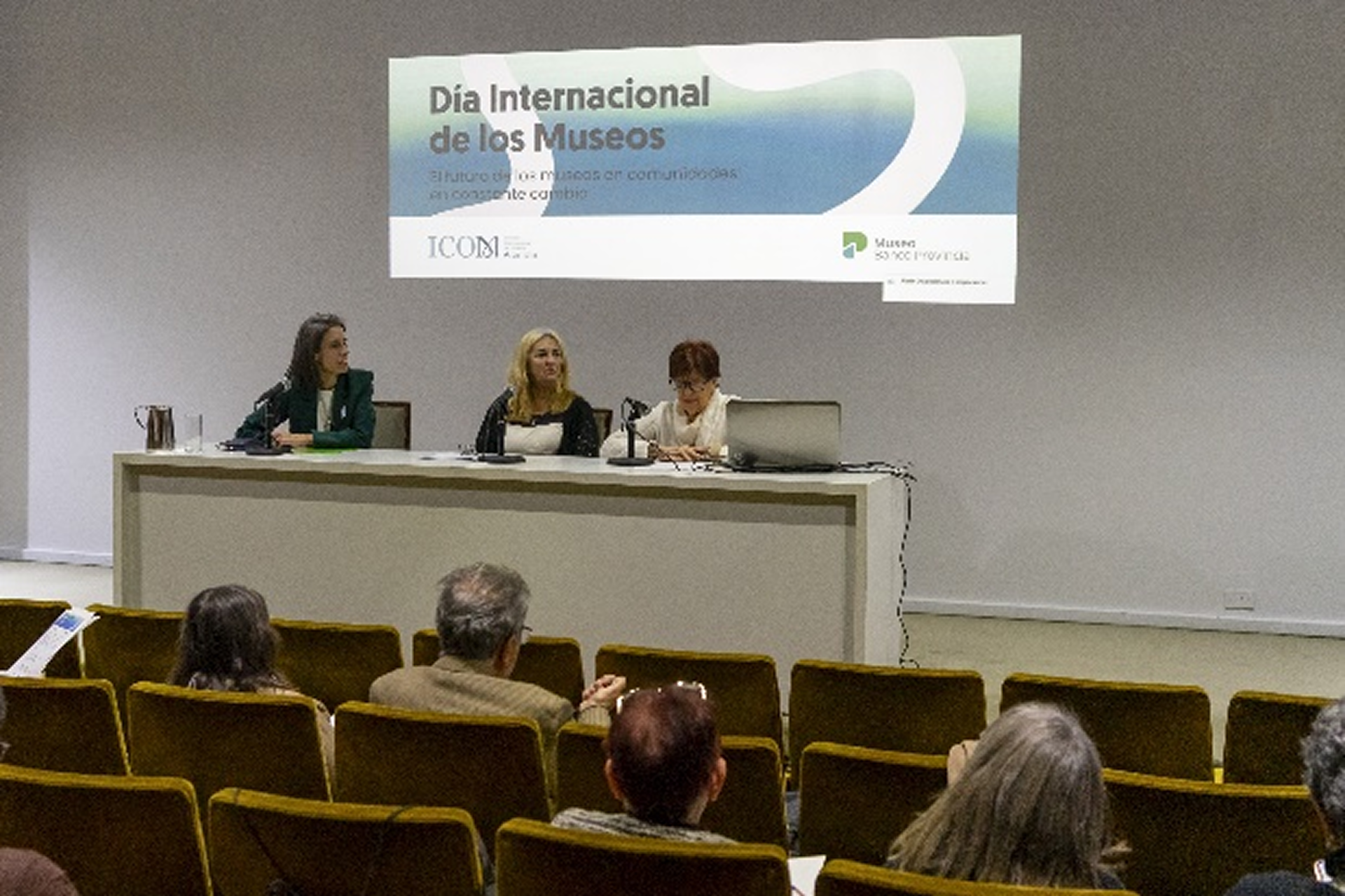 dim-icom-argentina-conferencia